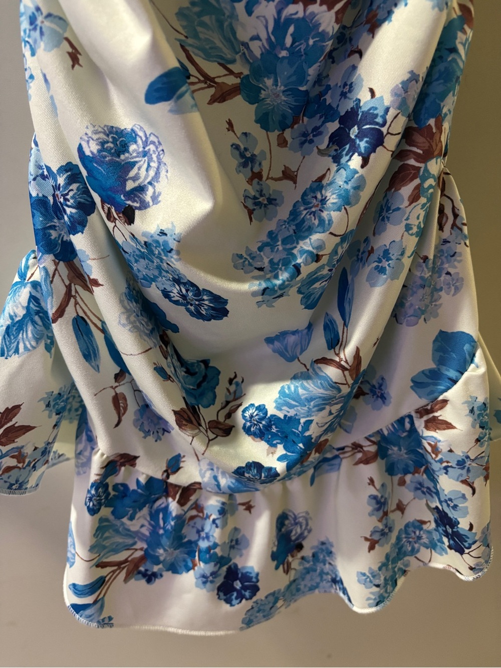 Flower Ruffle Dress - Picture 3 of 4